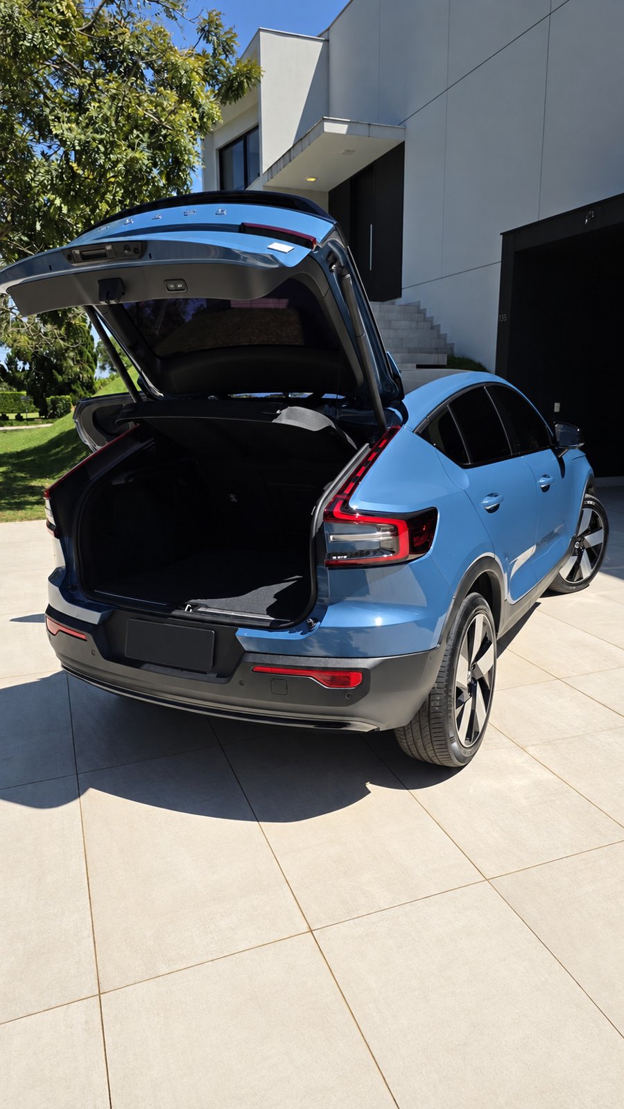 Volvo C40 2023 — prévia 17