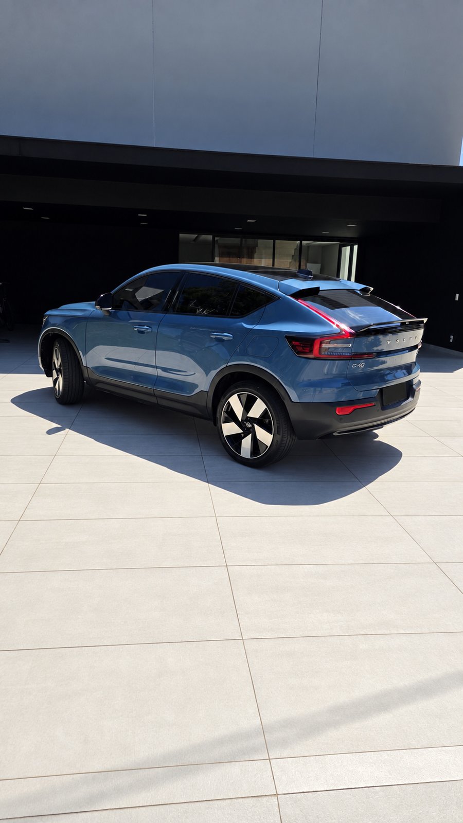 Volvo C40 2023 — prévia 21